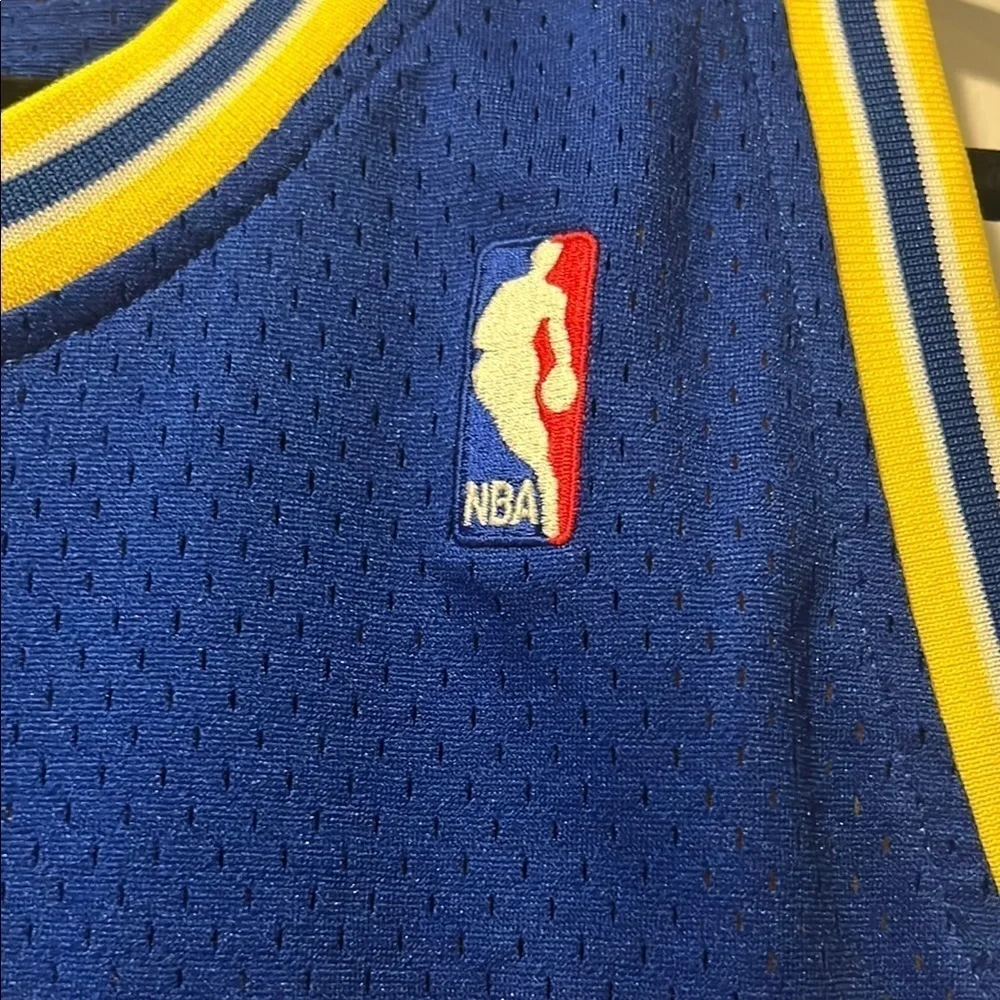 Adidas Warriors Blue and Yellow Basketball Jersey size S - Picture 3 of 7